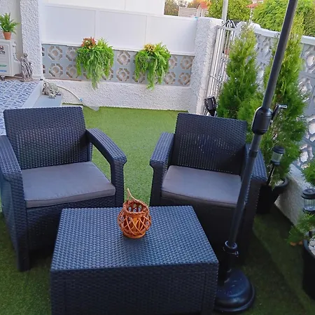 Cozy In Urb La Marina With Shared Pool Prázdninový dům *